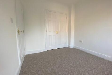 Bedroom 3 wardrob...