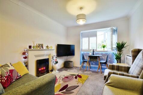 Lounge Dining Room