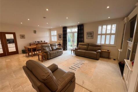 Lounge Dining Room