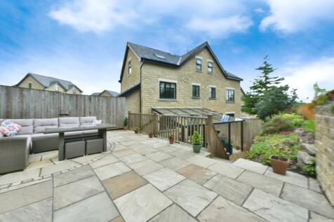 Entertainment Patio
