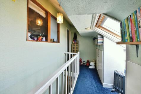 2nd Floor Landing