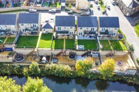 Canalside Living
