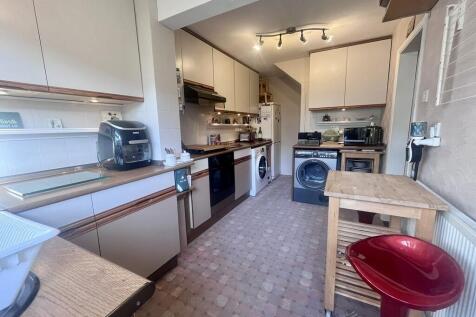 4ee532ea-6e73-484...