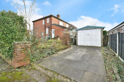 Driveway/Garage
