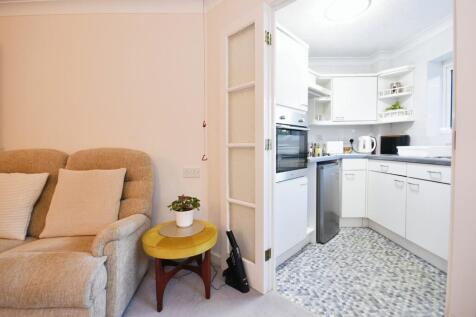 Lounge/Kitchen