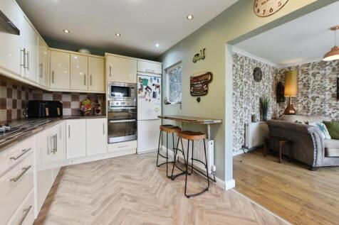 Family Room/Kitchen