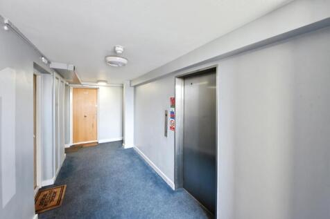 Communal Lift