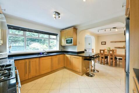 Kitchen 4
