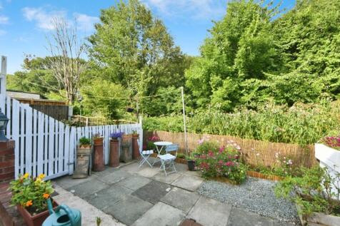 Rear Garden/Views