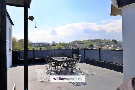 Outdoor Seating