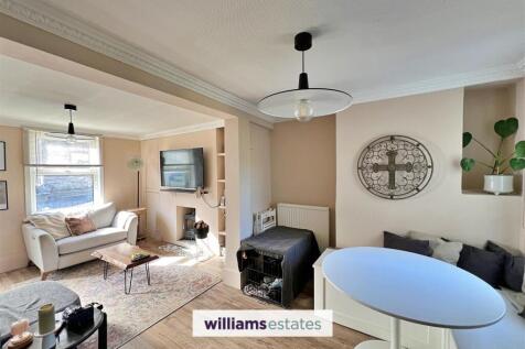 Living Room/Dining Room