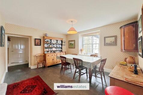 Breakfast Room