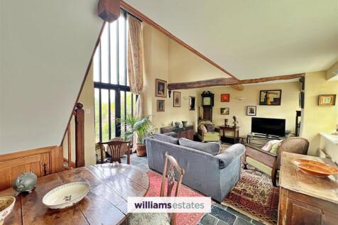 Cottage Living Room