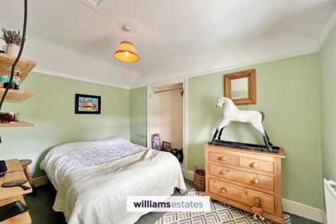 Cottage Bedroom