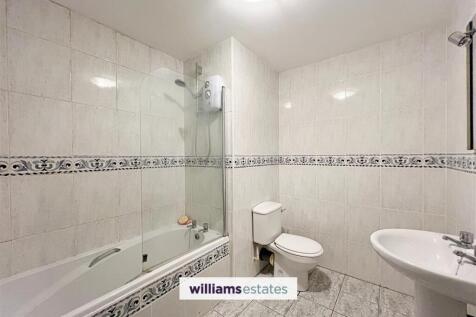 Cottage Bathroom