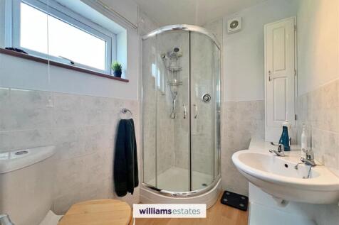 Bedroom One En Suite