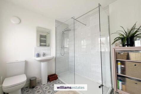 Bedroom One En Suite