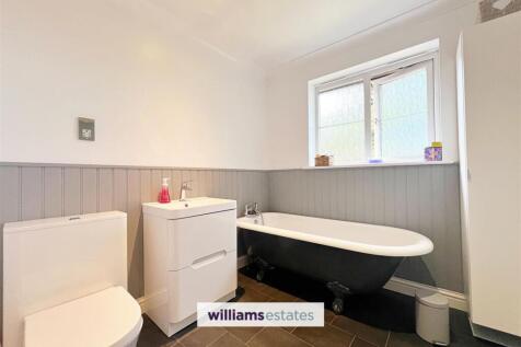 Bedroom One En Suite