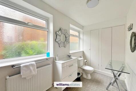 Downstairs Bathroom