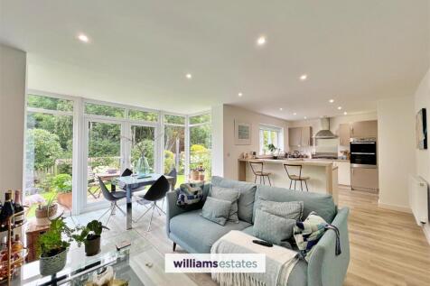 Open Plan Kitchen