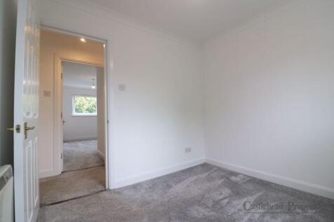 Bedroom 2 - Rear