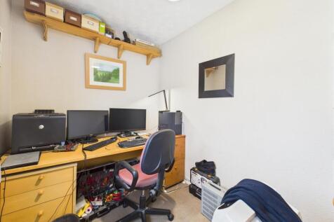 CAM04907G0-PR0167-STILL007.jpg