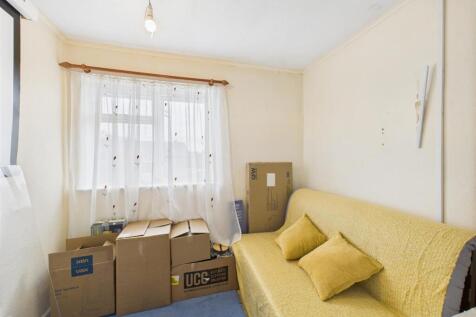 CAM04907G0-PR0278-STILL007.jpg