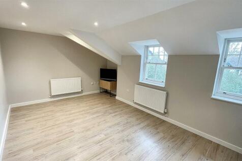 Open Plan Living/ Dining and Kitchen