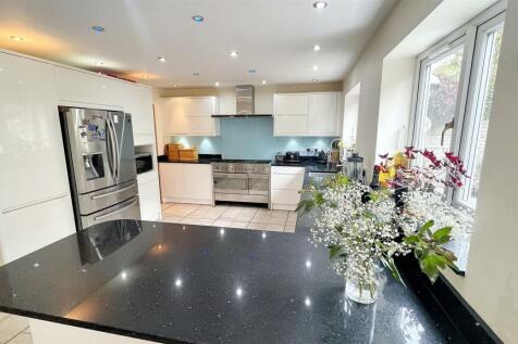 Kitchen/Diner and Open Plan Living