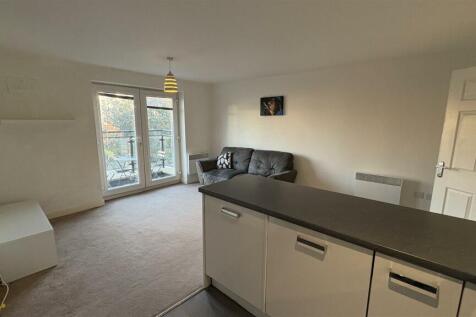 Living/Kitchen