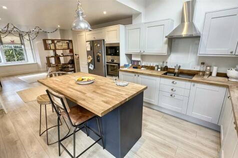 Open Plan Living and Kitchen Extension