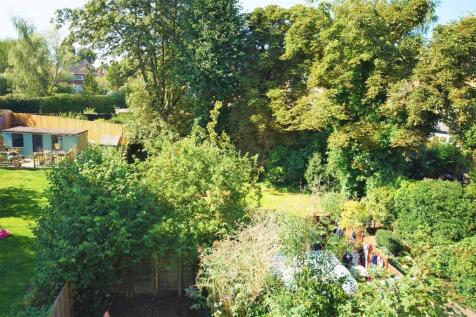 Communal Grounds