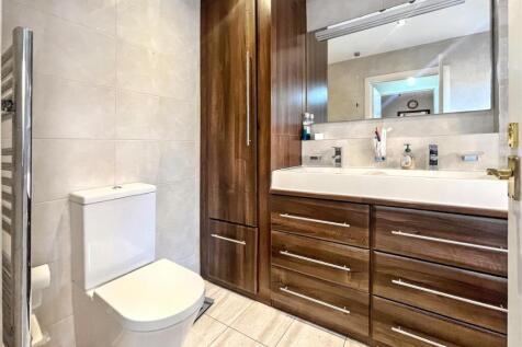 Ground Floor Bathroom