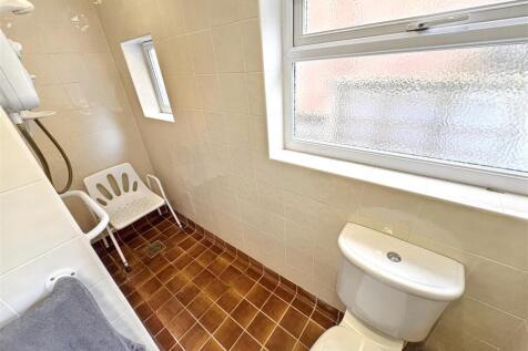 Ground Floor Wet Room