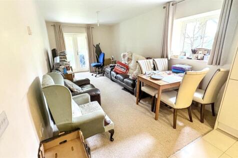 Open Plan Living/Kitchen
