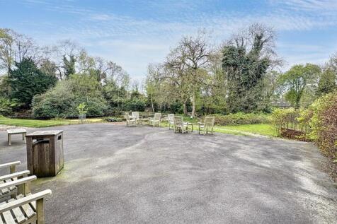 Communal Grounds