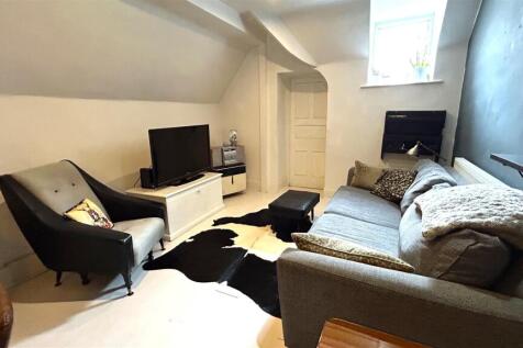 Living / Dining Room