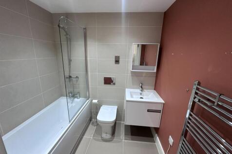bathroom.jpeg