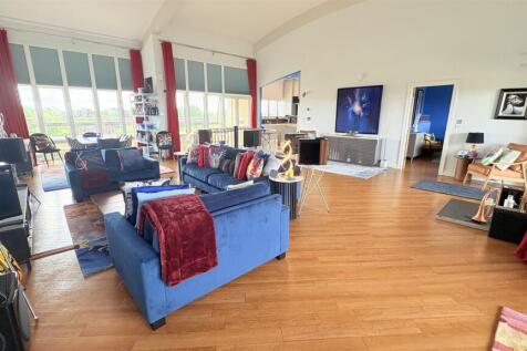 First Floor Accommodation