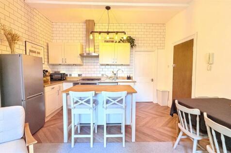 Open Plan Living/Kitchen