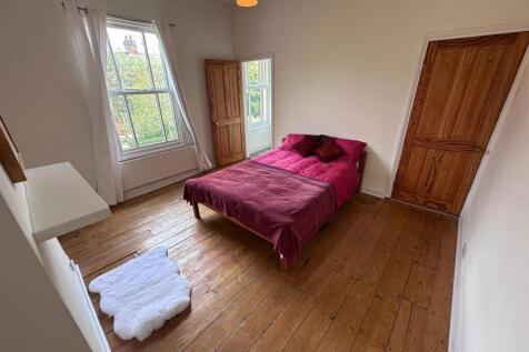 Bedroom 1.jpeg