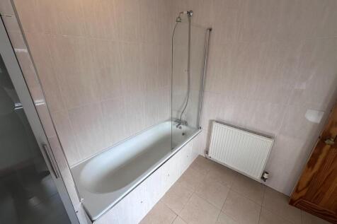 Bathtub.jpeg
