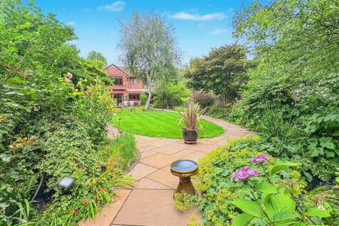 PATIO/GARDEN