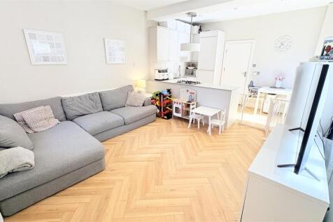 Open Plan Living/Kitchen