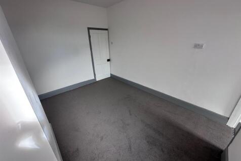 2nd bedroom.jpeg
