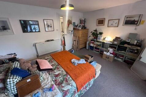 bedroom.jpeg