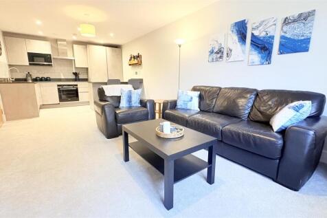 Open Plan Living/Kitchen Area