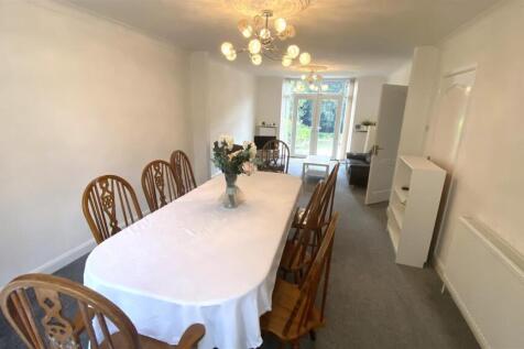 Open Plan Dining/Living Room