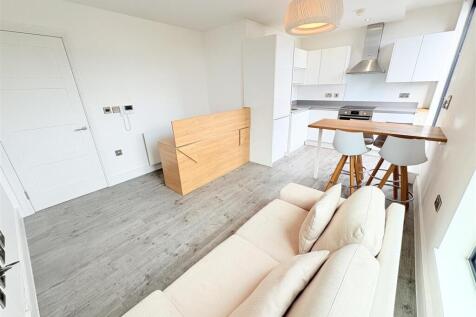 Open Plan Living/Kitchen