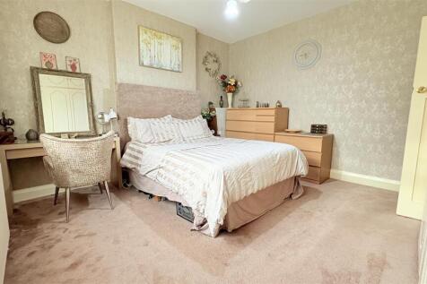 Bedroom One (Primary Bedroom)